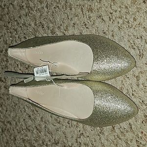 David's Bridal Flats